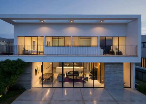 Modern & Clean Design in Savyon