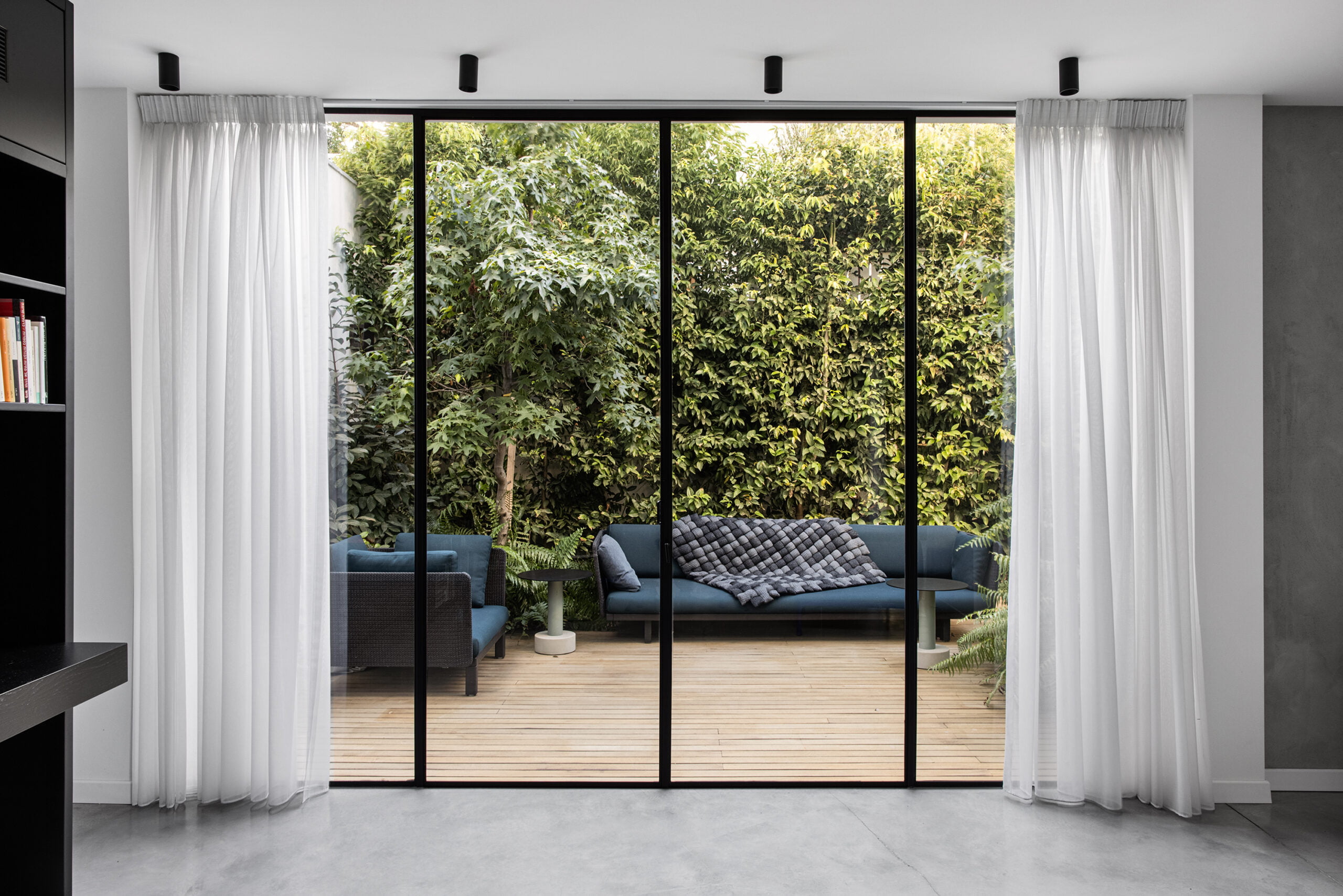 Read more about the article Modern, Clean & Elegant Steel Windows & Doors